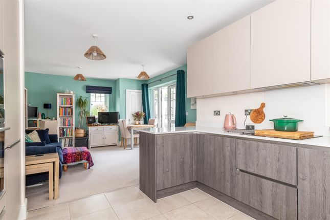 Flat 19, Verdun Heights 14-16, Foxley Lane, Purley photo 3