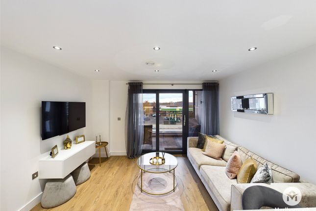 12, Landmark House, Loughton photo 3