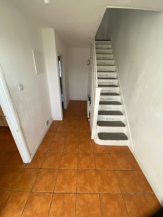 DALLOW ROAD, LUTON photo 3