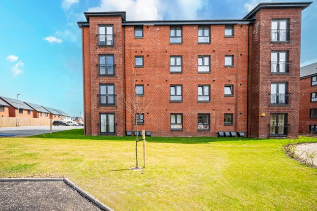 Thumbnail Flat to rent in Water Tower Court, Glasgow