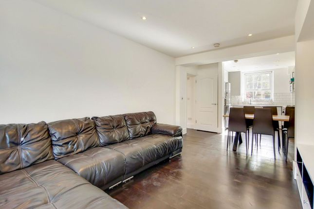 Jebb Avenue, Brixton Hill photo 3