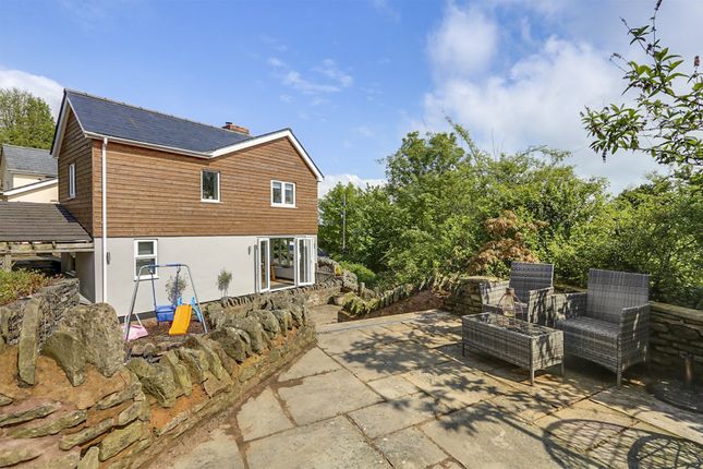 Thumbnail Cottage for sale in Ruardean Hill, Drybrook, Gloucestershire.