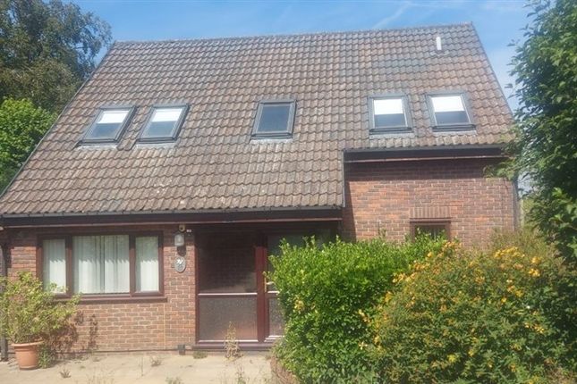 5-bed detached on 22, Downe Avenue, SEVENOAKS, £450,000