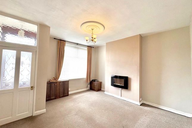 80, Manchester Road, Leigh photo 2