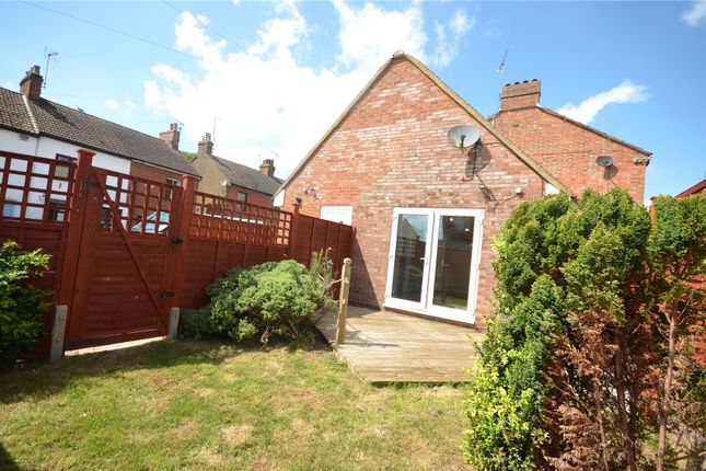 Thumbnail Bungalow for sale in Rothschild Road, Wing, Leighton Buzzard