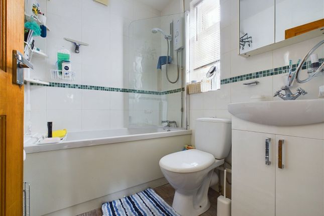 Flat for sale in North Road, Lancing