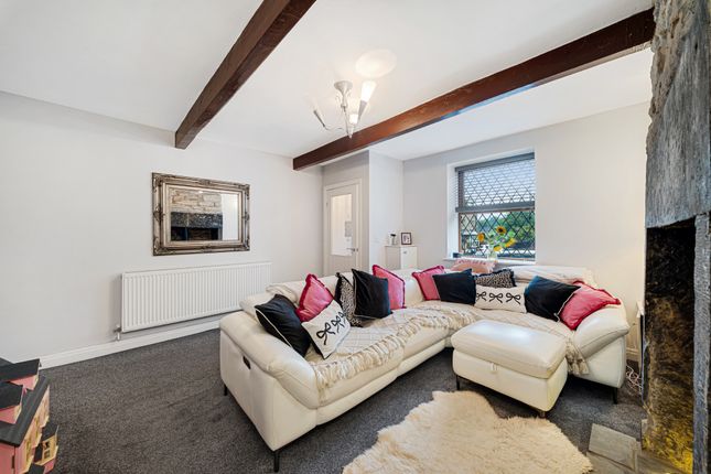 240 Blackburn Road, Bolton photo 4