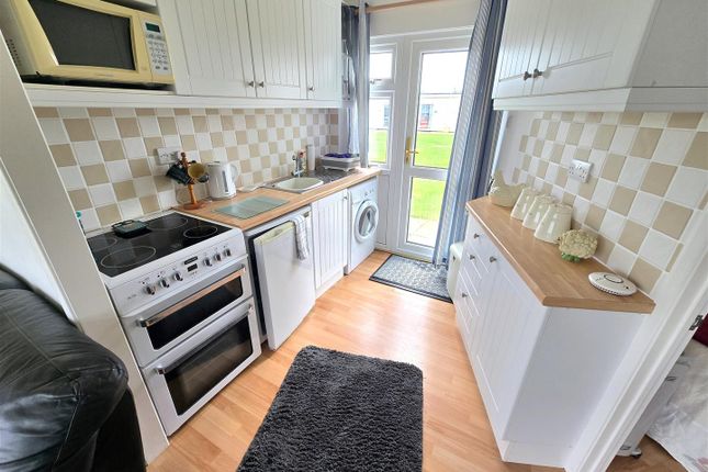 249, Winterton Valley Estate, Edward Road, Winterton-On-Sea photo 4