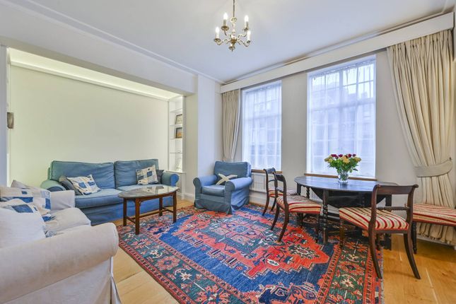 Thumbnail Flat to rent in Curzon Street, Mayfair, London