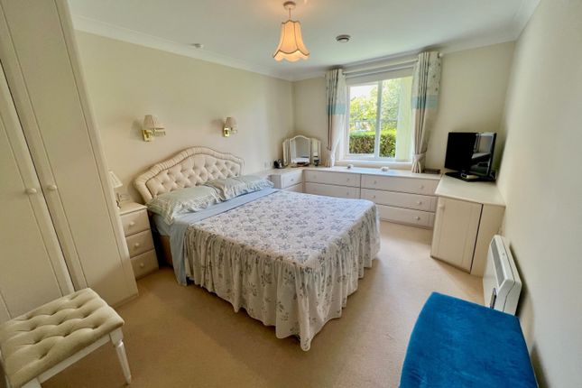 Flat for sale in Pegasus Court Albany Place, Egham, Surrey