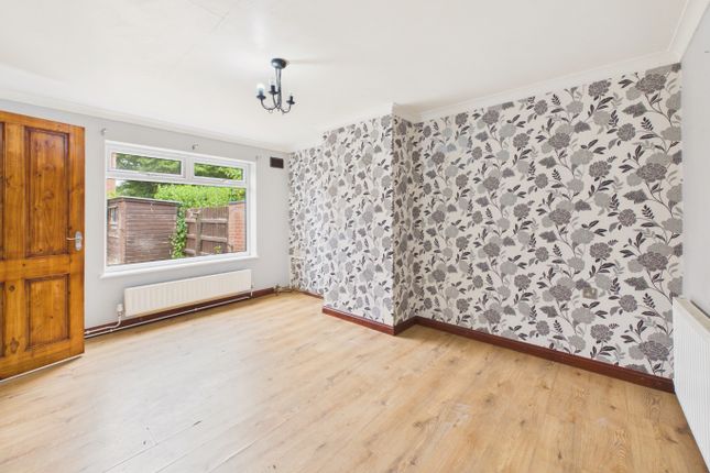 1 Victoria Drive, Barton-upon-humber, Lincolnshire photo 3