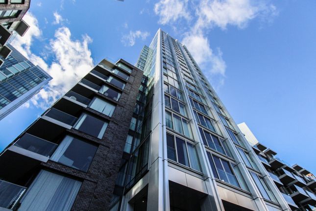 Thumbnail Flat for sale in Chaucer Gardens, Aldgate