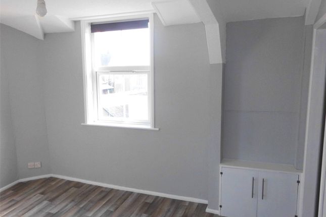 Flat 6,, Royal Clarence, Seaton photo 4