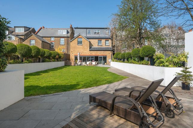 22, Madeley Road, London photo 4