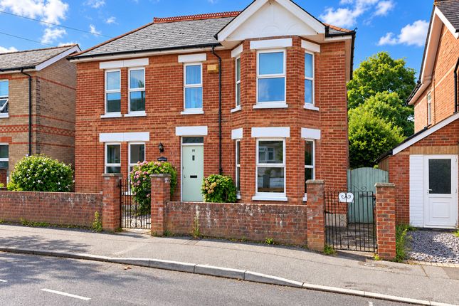 88 Stanfield Road, Bournemouth photo 3