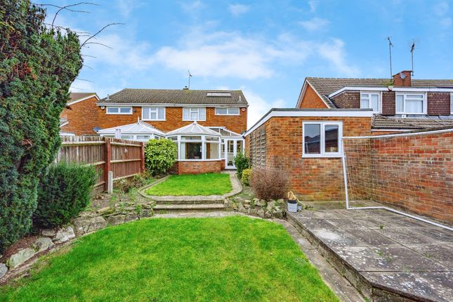 294, Turnpike Drive, Luton photo 2