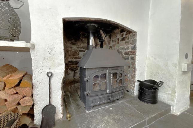 Box Tree Cottage, 1, Sutton Road, Weymouth photo 3
