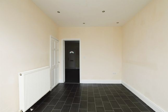 Terraced house for sale in Cheapside, Worksop