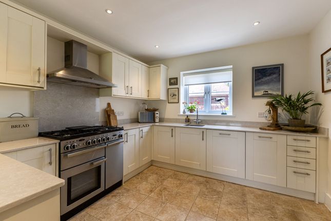2, Mill Island, Warminster photo 4