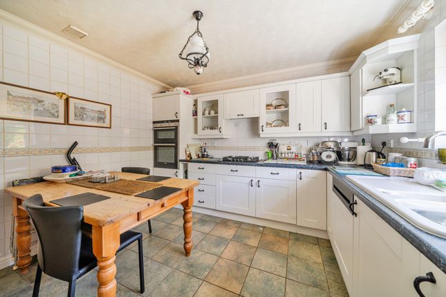 The Warren, High Street, Selborne photo 4