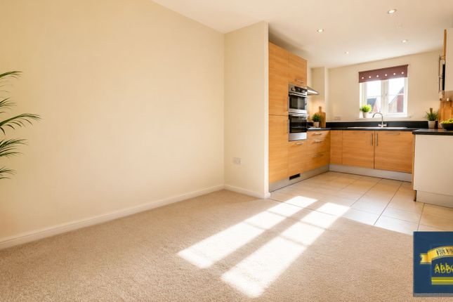 4-bed house on 16, COLCHESTER, £1,900/mo