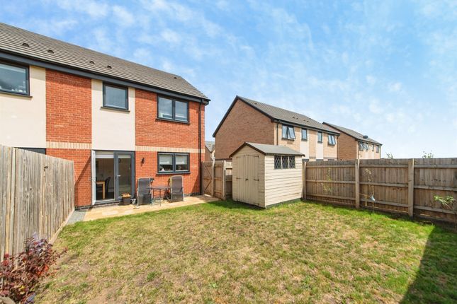 16, Sandringham Way, Sleaford photo 4