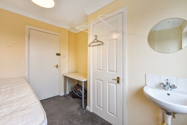 Room to rent in West Hill Park, Winchester