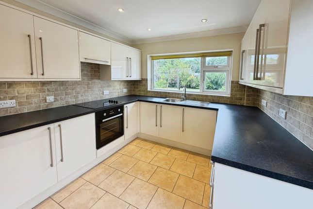 44, Cherry Gardens, Herne Bay photo 2