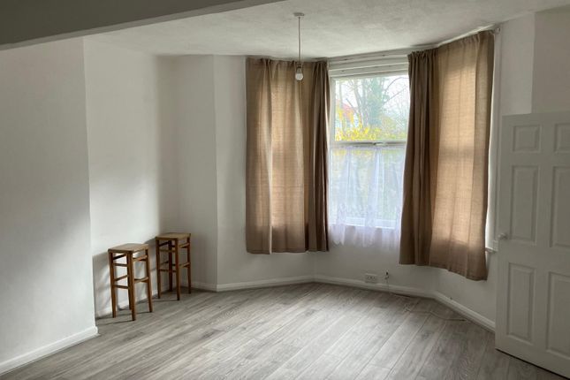 36, Layton Road, Hounslow photo 2