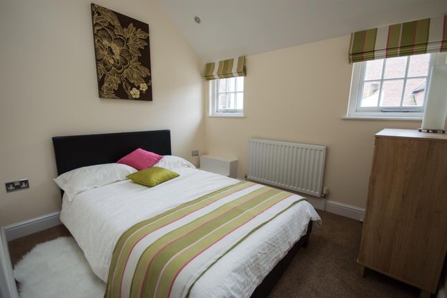 4, Maidenhead Yard, Hertford photo 4