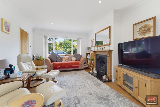 224, Worple Road, Staines-upon-Thames photo 4
