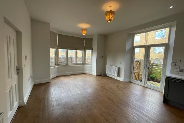 Apartment 1 The Chestnuts, Spring Street, Chipping Norton photo 4