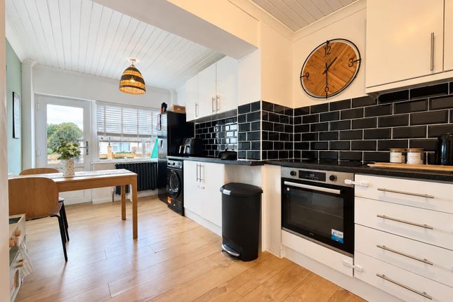 85, Wishings Road, Brixham photo 3