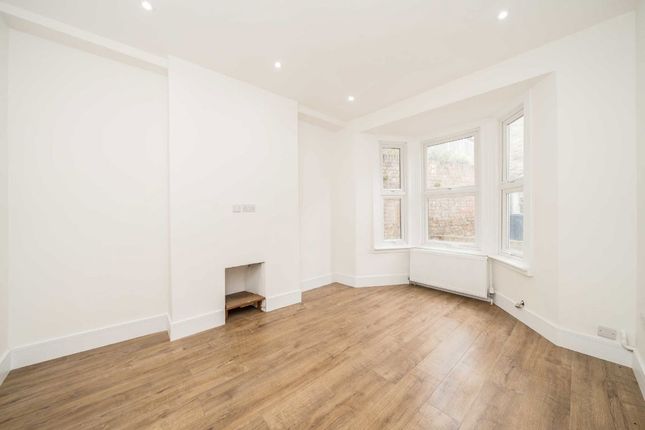 27, Princes Road, London photo 4