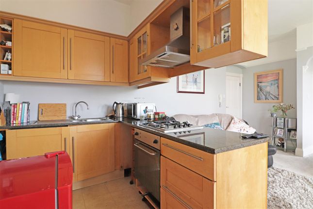 Flat for sale in Cavendish Road, Redhill