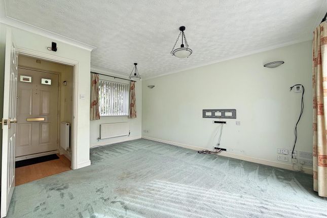11, Hereford Drive, Braintree photo 2