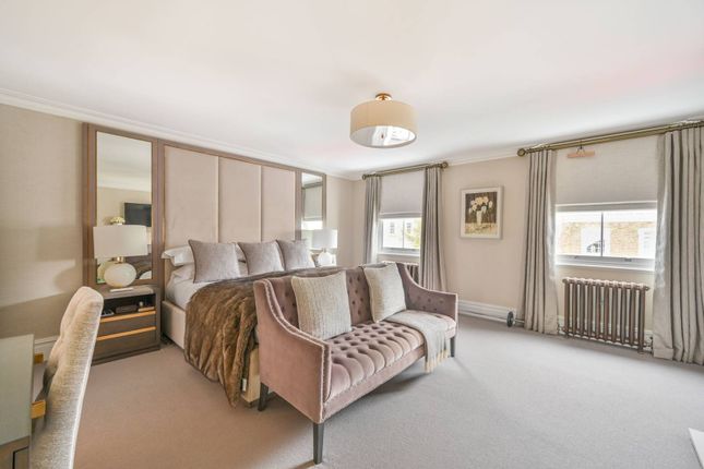 Thumbnail Flat to rent in Alexander Street, Westbourne Grove, London
