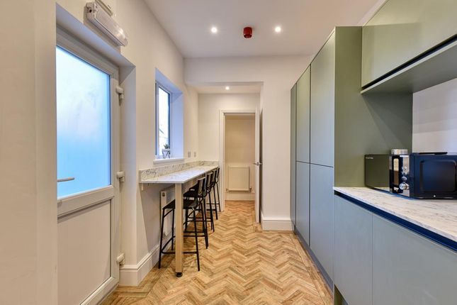 Room 2, 20, Chestnut Grove, Nottingham photo 4