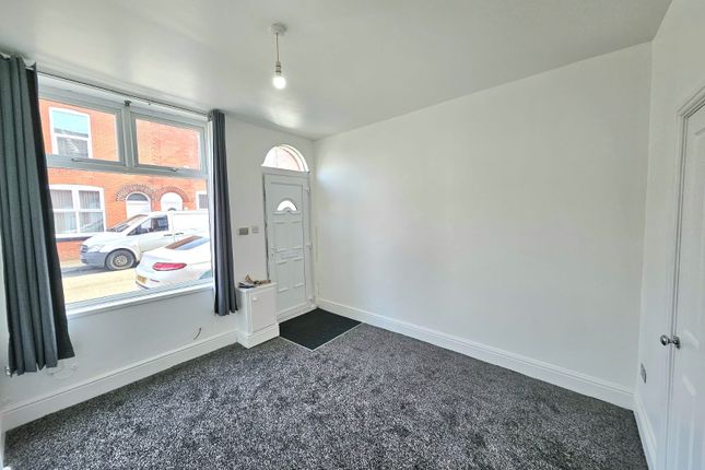 24 Friendship Avenue,, Friendship Avenue, Manchester photo 2
