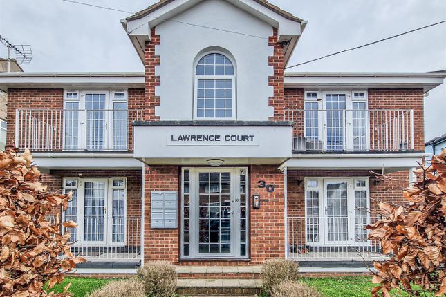 Flat for sale in Lawrence Court, Springfield Drive, Westcliff-On-Sea