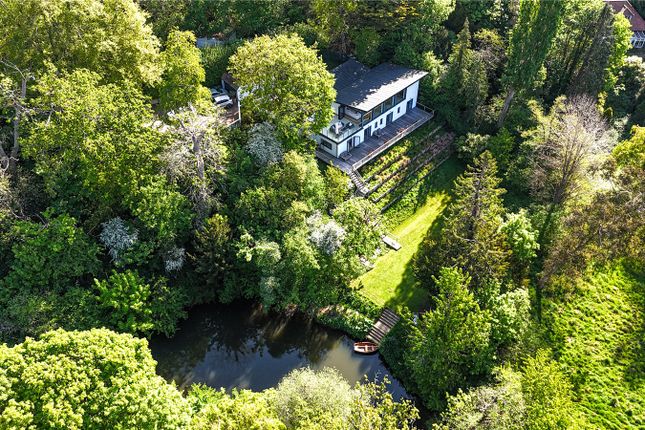 Robinwood,, Reigate Road, Surrey photo 4