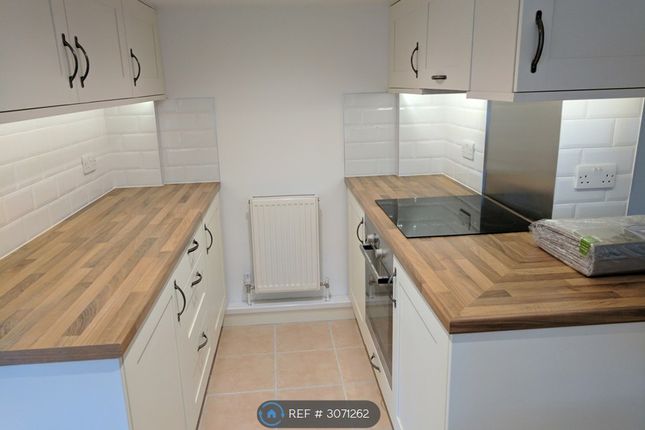 Long Hill Road Berkshire, Ascot photo 3