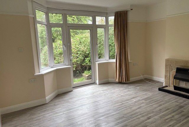 19, Hereford Gardens, Pinner photo 3