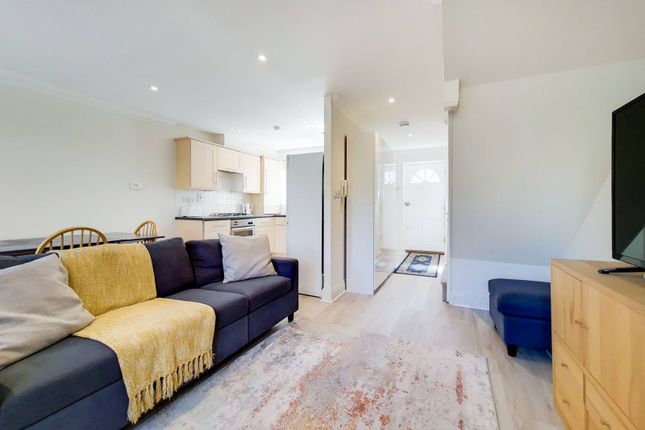 Thumbnail Terraced house to rent in Townsend Mews, Earlsfield, London