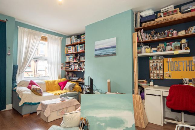 23, Aviary View, Leeds photo 4