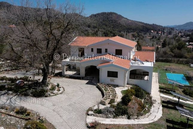 Detached house for sale in Pera Pedi, Cyprus