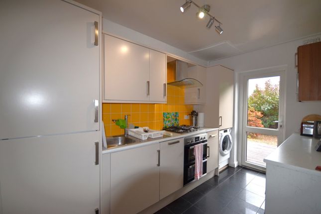 1, Cairn Way, Stanmore photo 3