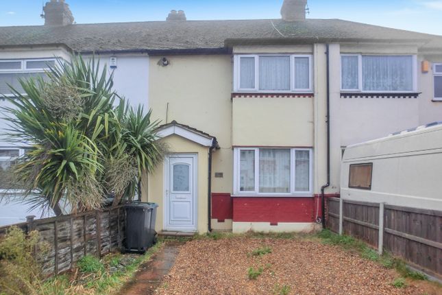Thumbnail Terraced house to rent in Abbey Road, Gravesend, Kent