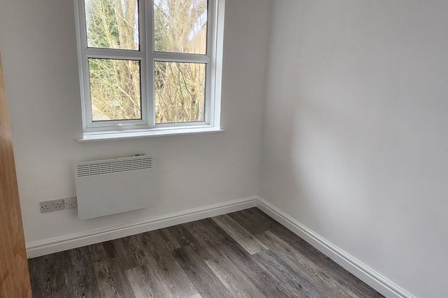 48, Eccles Road, Swinton photo 4