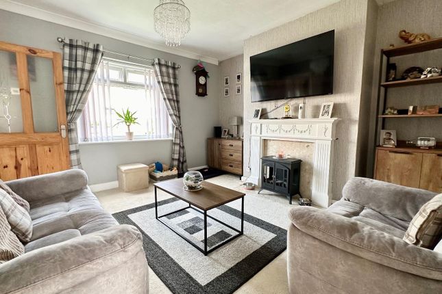 2, Chelford Avenue, Blackpool photo 2
